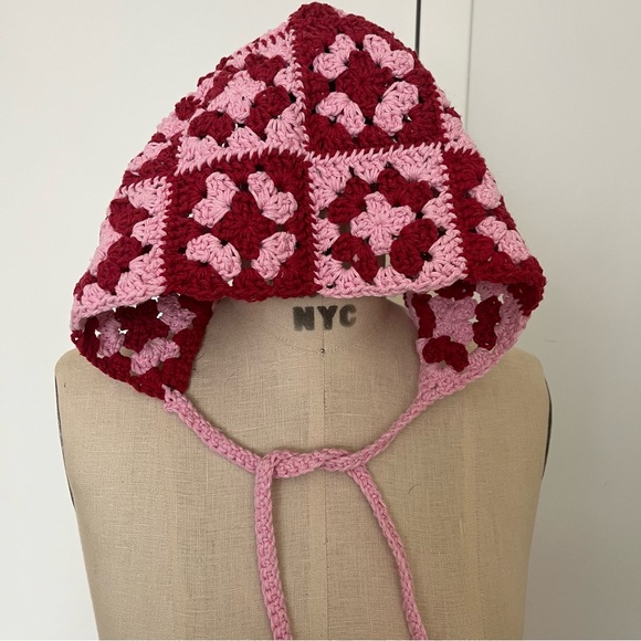 The Series NY Valerie Crochet Cap - Picture 3 of 4